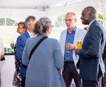 Une première édition réussie pour le Cocktail estival de l’industrie de l’ACQ ! 5 article cocktail estival reseautage