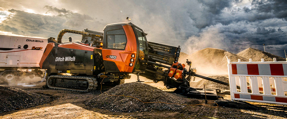 Foreuse directionnelle JT120 Ditch WitchMD sur un chantier actif